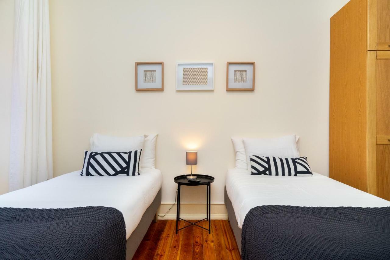Whome Hideaway Family Apartment #1E Lisbona Esterno foto